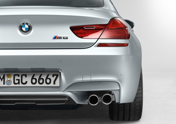 2013 BMW m6 gran coupe rear exterior detail