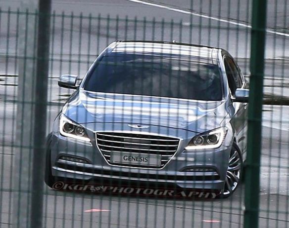 2015 Hyundai Genesis Bob Sison AutoPulse Spy Photo Front angle 2