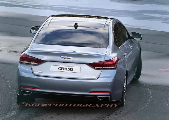 2015 Hyundai Genesis Bob Sison AutoPulse Spy Photo rear angle